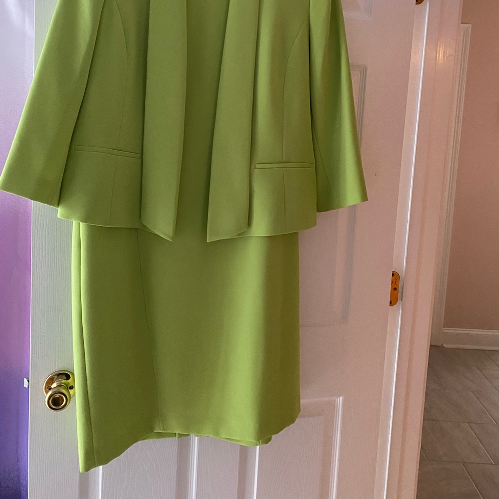 Kasper suit